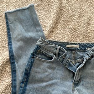 PacSun, mom, jeans, size 23. Light blue with darker blue detail Sz 23